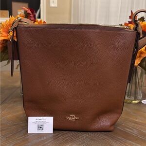 Coach Leather Shoulder/Crossbody bag.